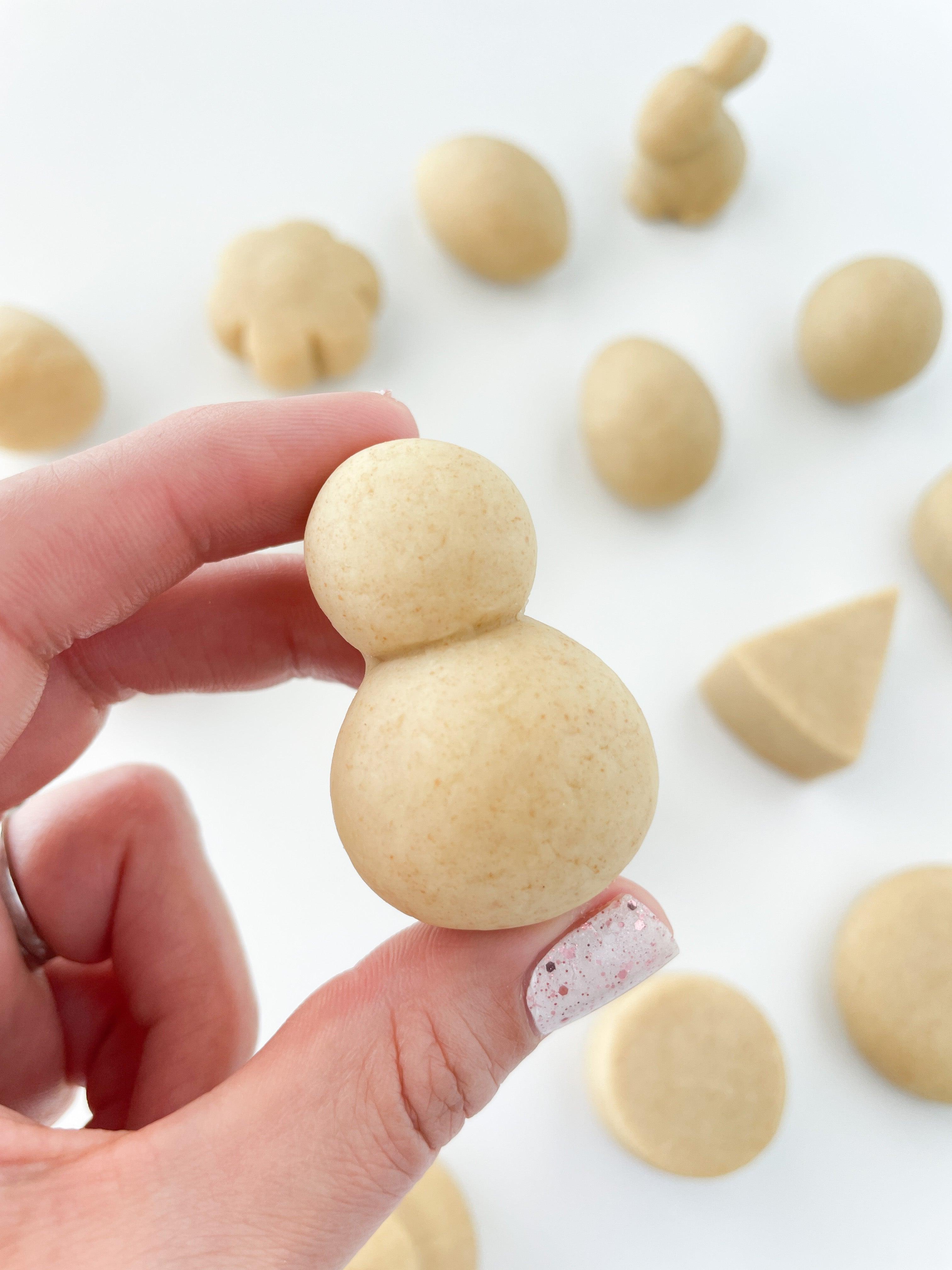 Cake Pop Snowman Mold - Image 4